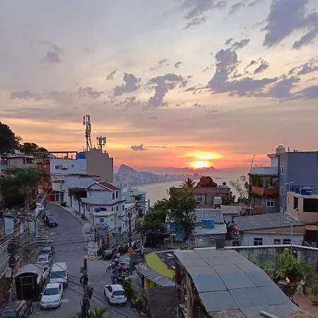 Apêzinho Vidigal - RJ-2